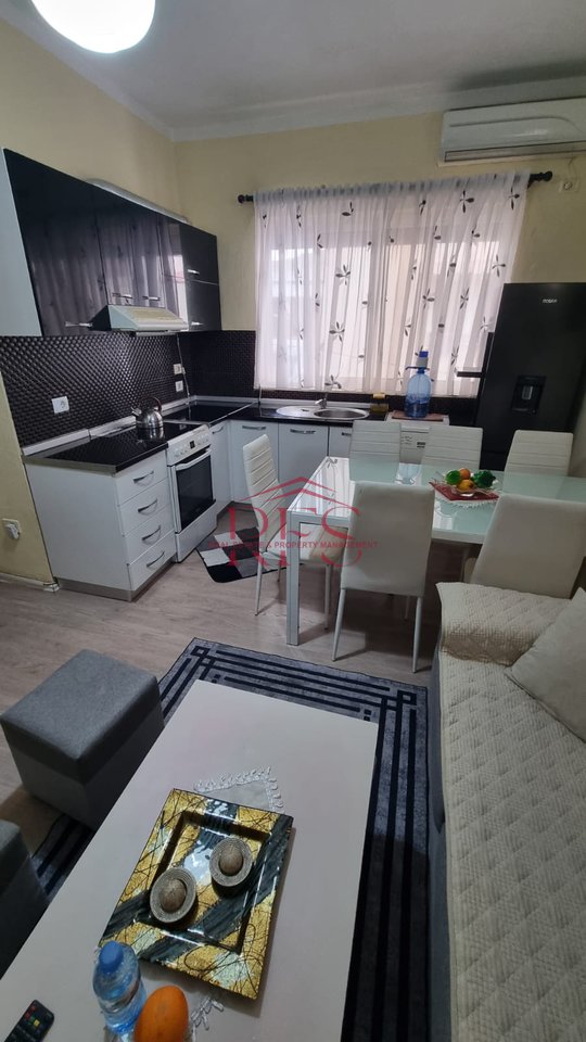 2+1 apartment for rent – Kavaja Street