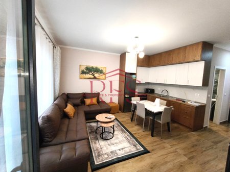 🏙️ Luxury Super Apartment 1+1 for Rent at Zogu i Zi