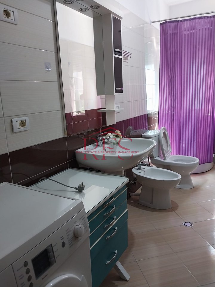 Jepet me Qera Apartament 2+1 në Fresk