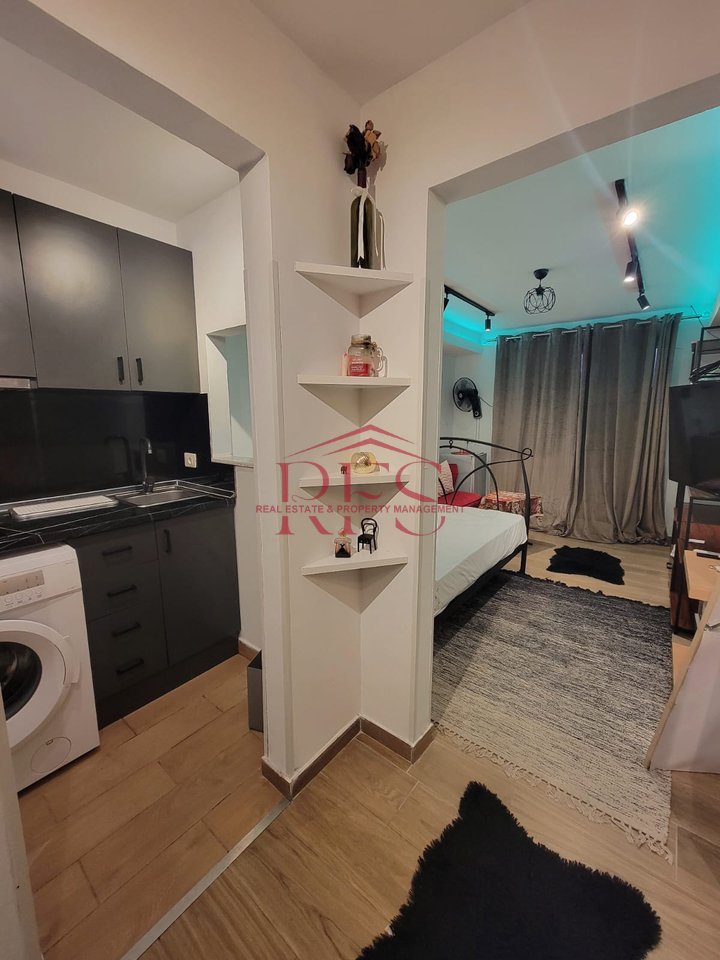 📍 Jepet me qera garsoniere Komuna e Parisit