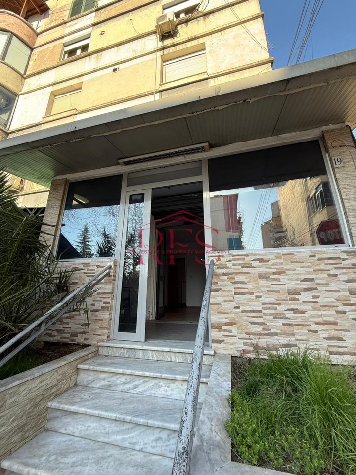 📍 Business space for rent on the first line, near Elbasan Road