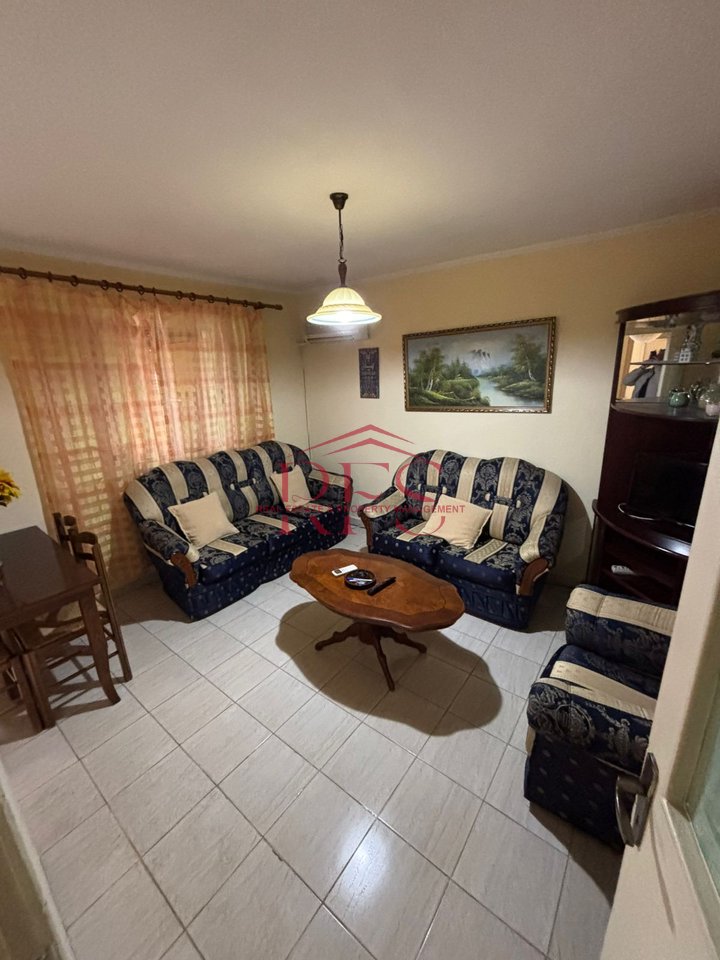 🏠 Shitet Apartament 1+1 Fillim Ali dem pas Shkolles 1 Maji