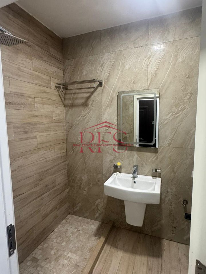 📍 Jepet me qera apartament 1+1 bosh ne 5 Maj pas concordit