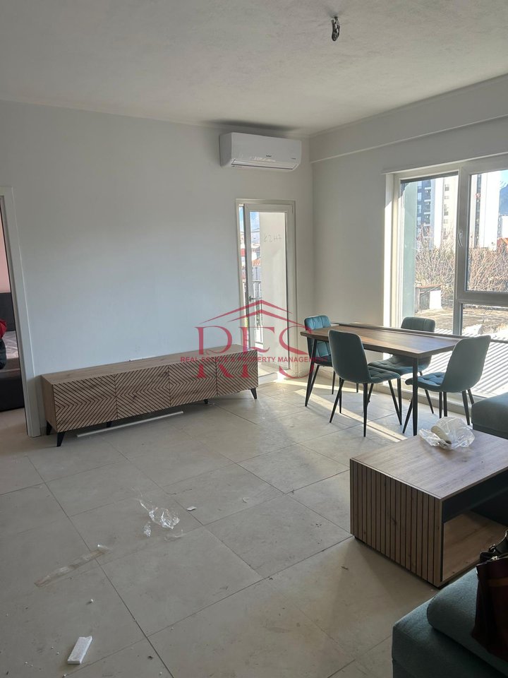 📍 Jepet me Qera Apartament 1+1 – 5 Maj,pas concordit