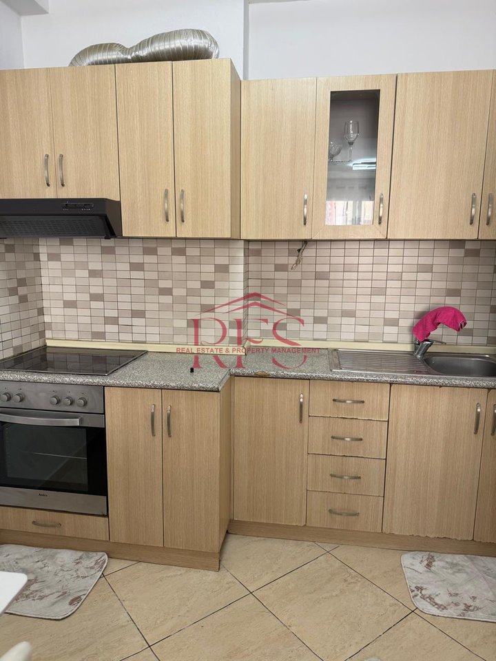 🏠 Appartamento 1+1 in affitto – 430 mila lek / Yzberisht