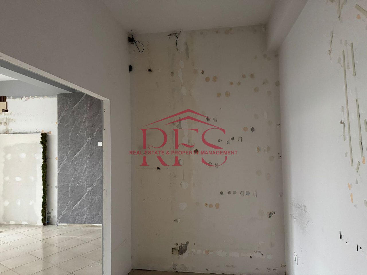 📍 Spazio Commerciale in Affitto – Don Bosko, vicino a Vizion Plus