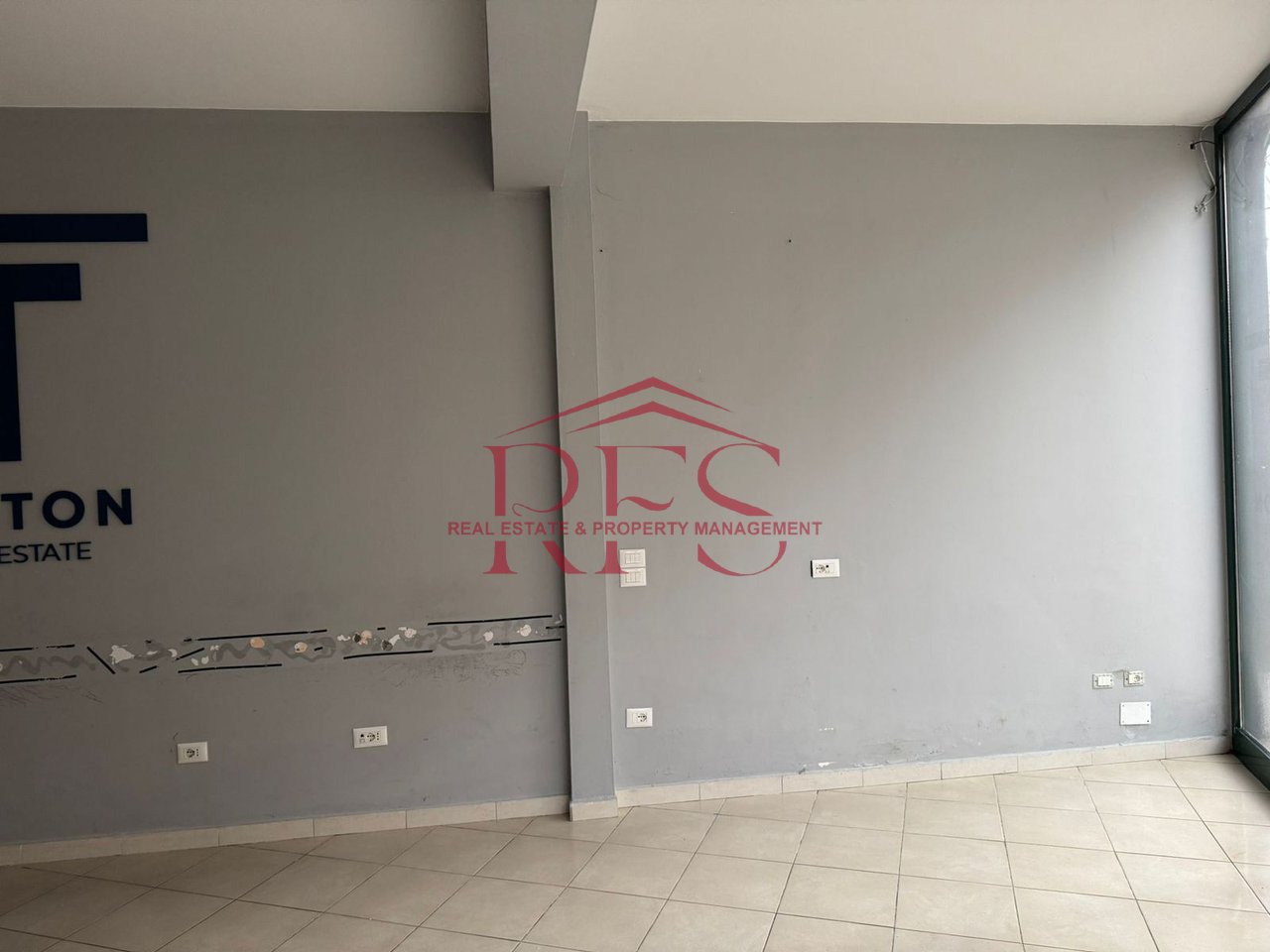 📍 Spazio Commerciale in Affitto – Don Bosko, vicino a Vizion Plus