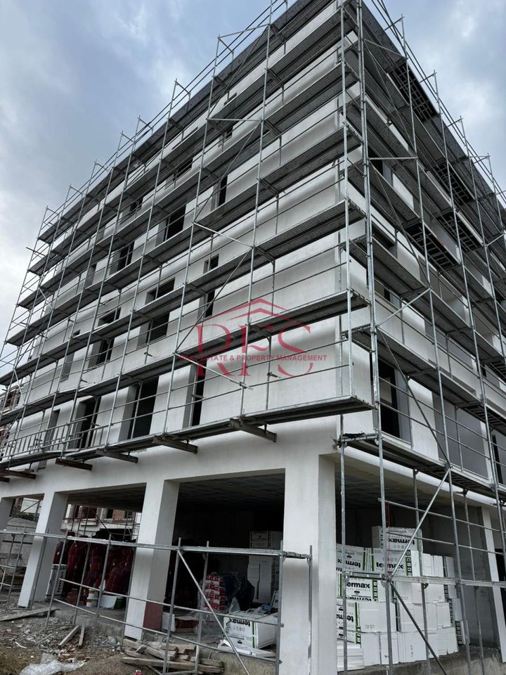 📍 Shitet Apartament 1+1 – Paskuqan, Afer Unazës