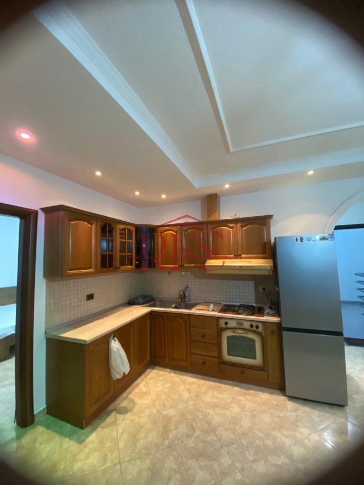 🏡 Affittasi appartamento 2+1+2 vicino alla Scuola Harry Fultz presso la Stazione Ferroviaria