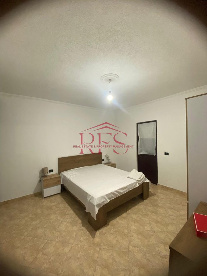 🏡 Affittasi appartamento 2+1+2 vicino alla Scuola Harry Fultz presso la Stazione Ferroviaria