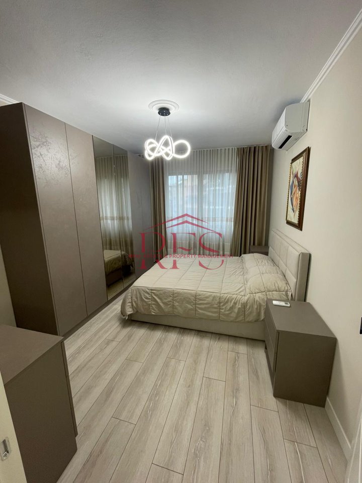 Jepet me qera apartament 1+1 – Rruga e Kosovareve