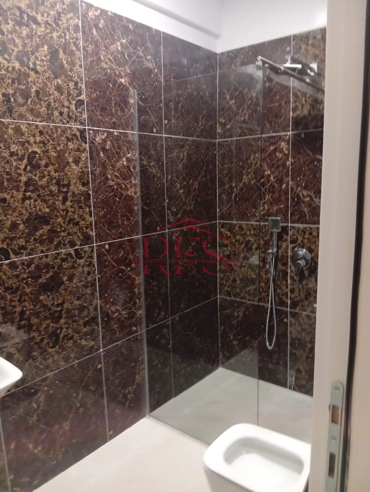 📍 Jepet me Qera Apartament 2+1+2 – 5 Maj, pas Concordit