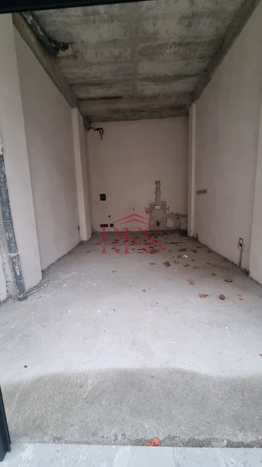 BUSINESS PREMISES FOR SALE – ASTIR