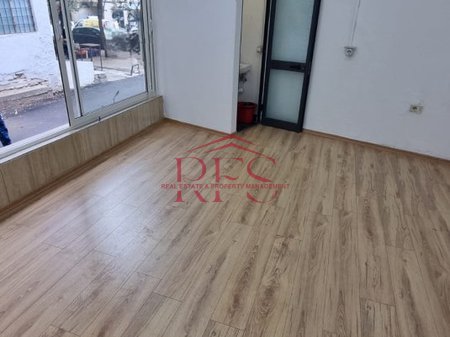 Shop for Rent 16 m² in the Center of Tirana, only 10 meters from the Main Street.
