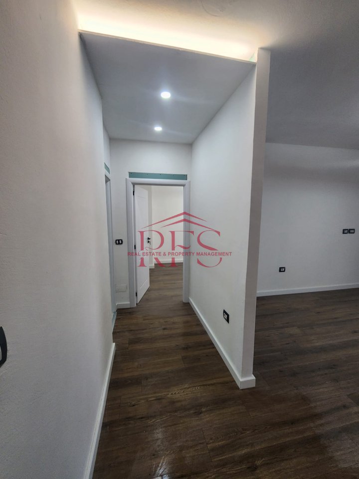 📍 Shitet Super Apartament 1+1 ne Komune Parisit (proces mobilimi)