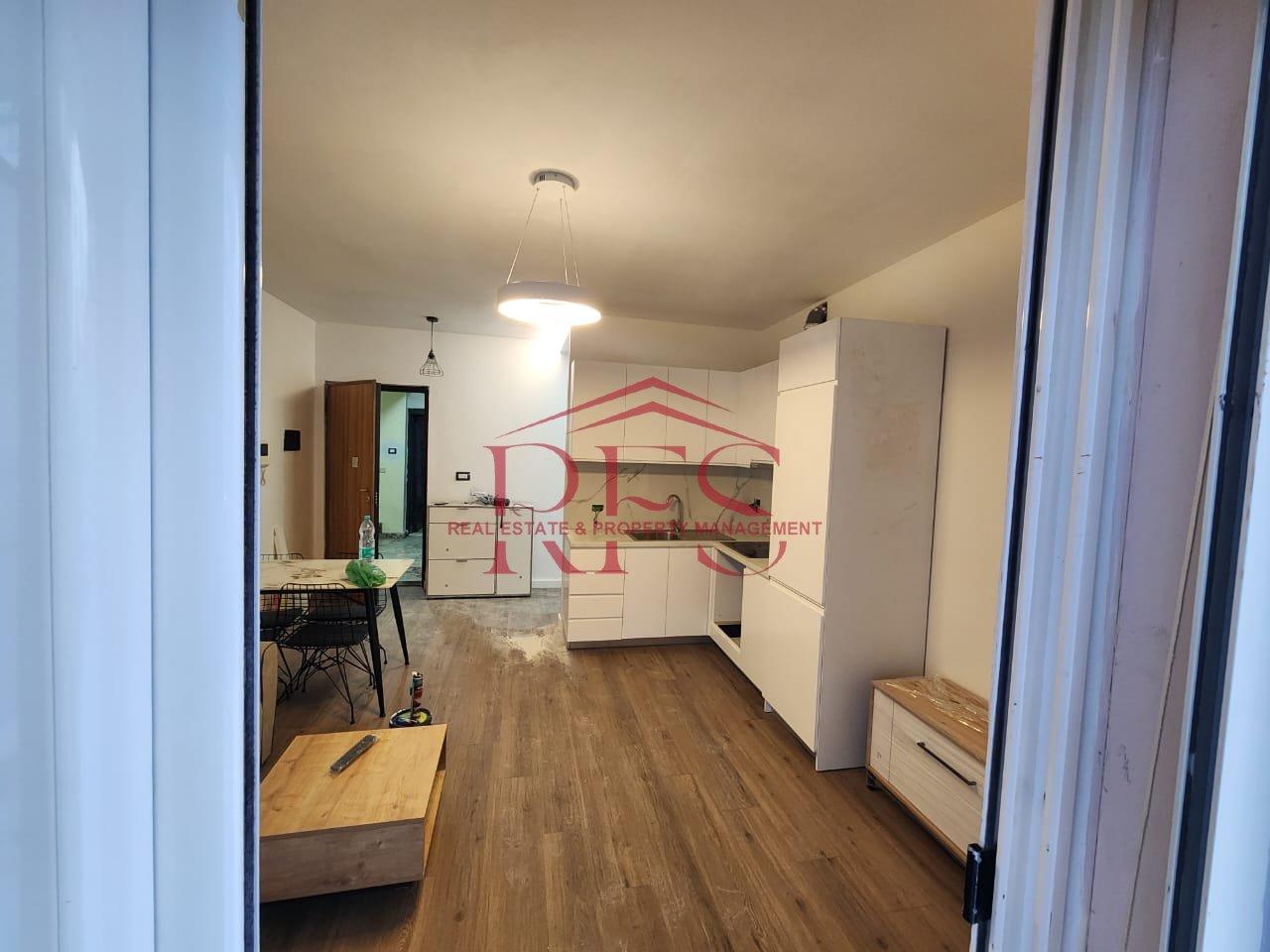 📍 Shitet Super Apartament 1+1 i mobiluar ne Komunen e  Parisit