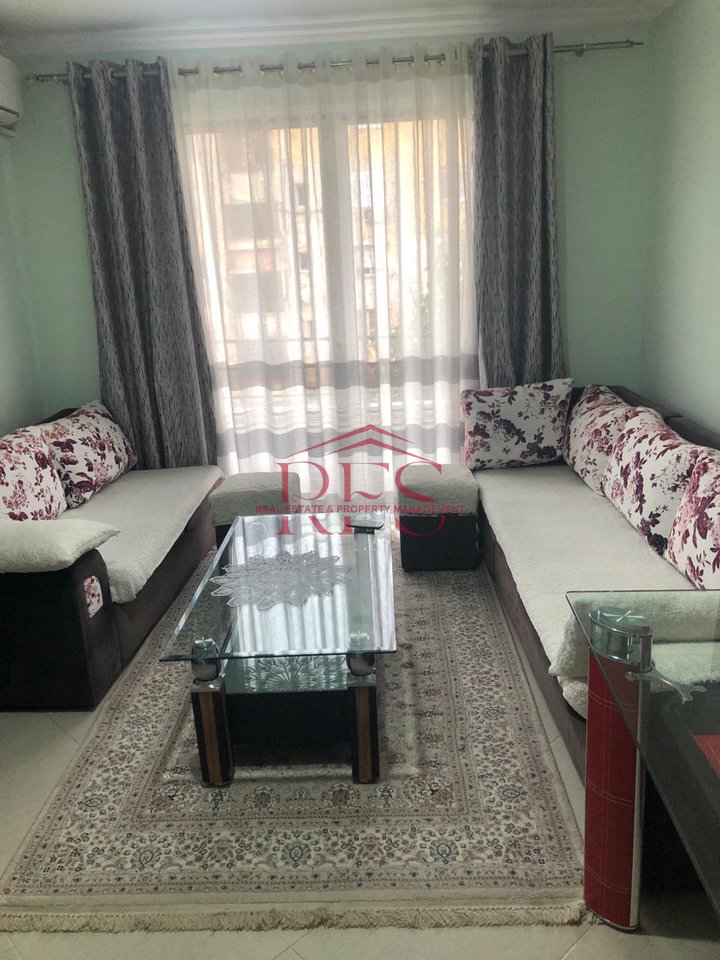Jepet me qira apartament 2+1 – Myslym Shyr afer me Rrugen Muhamed Gjollesha
