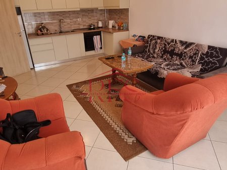 Jepet me qira apartament 2+1, 400 mijë lekë– Astir