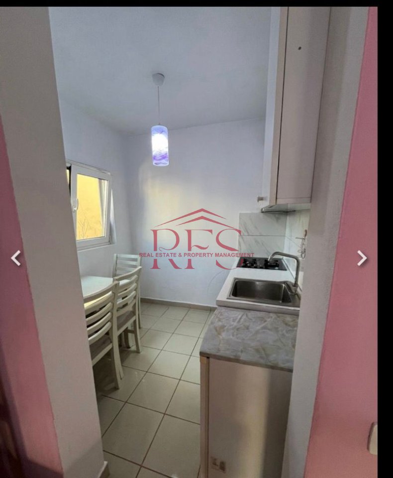 Furnished studio apartment for rent in Student City.