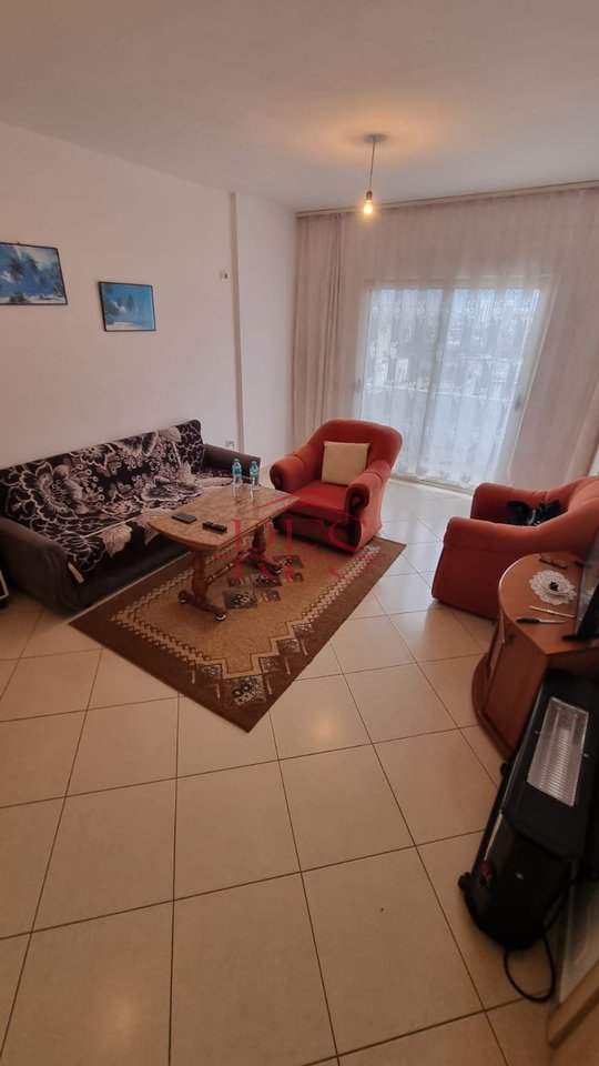 2+1 apartment for rent, 400 thousand lek – Astir