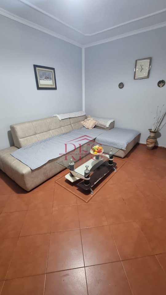 A 2+1 apartment is for rent, 500 thousand lek at SPAK.