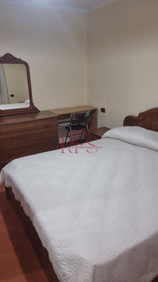 A 2+1 apartment is for rent, 500 thousand lek at SPAK.