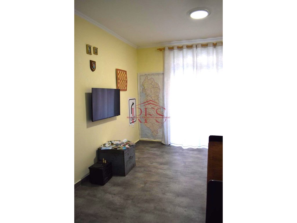 Gallery 01
