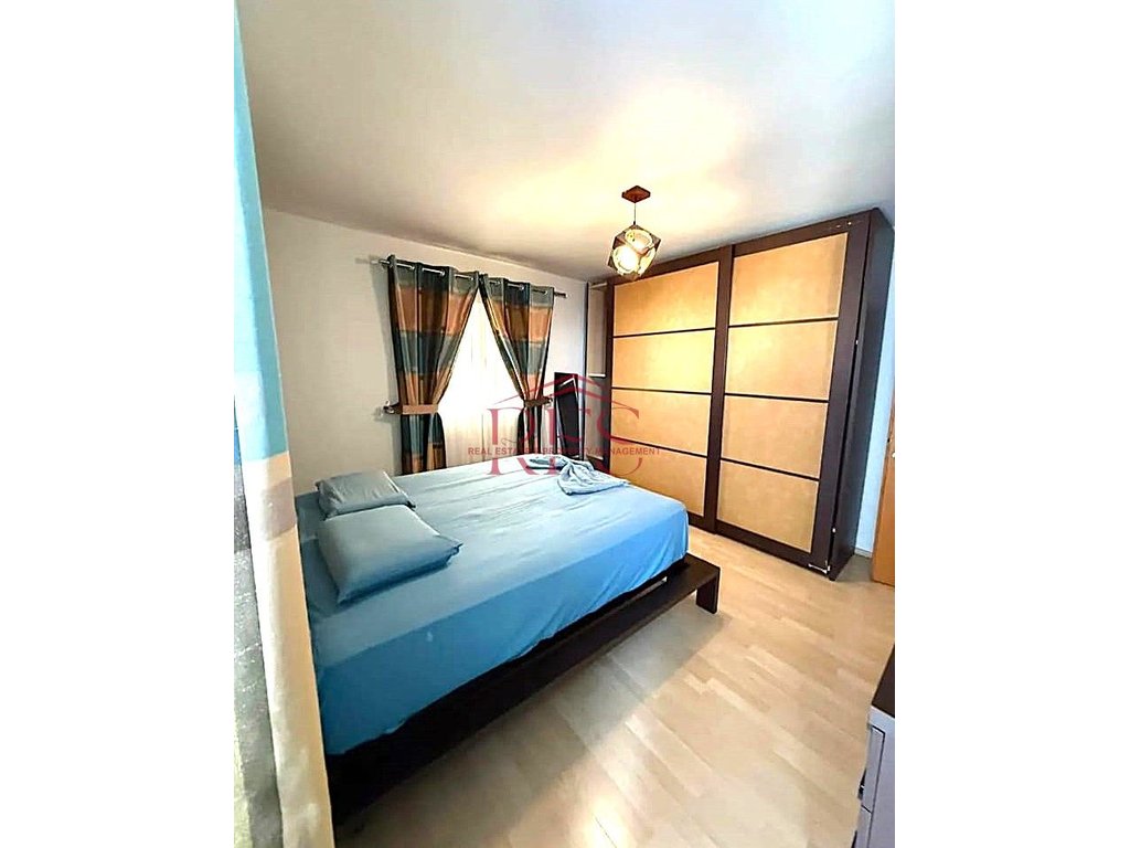 Gallery 01