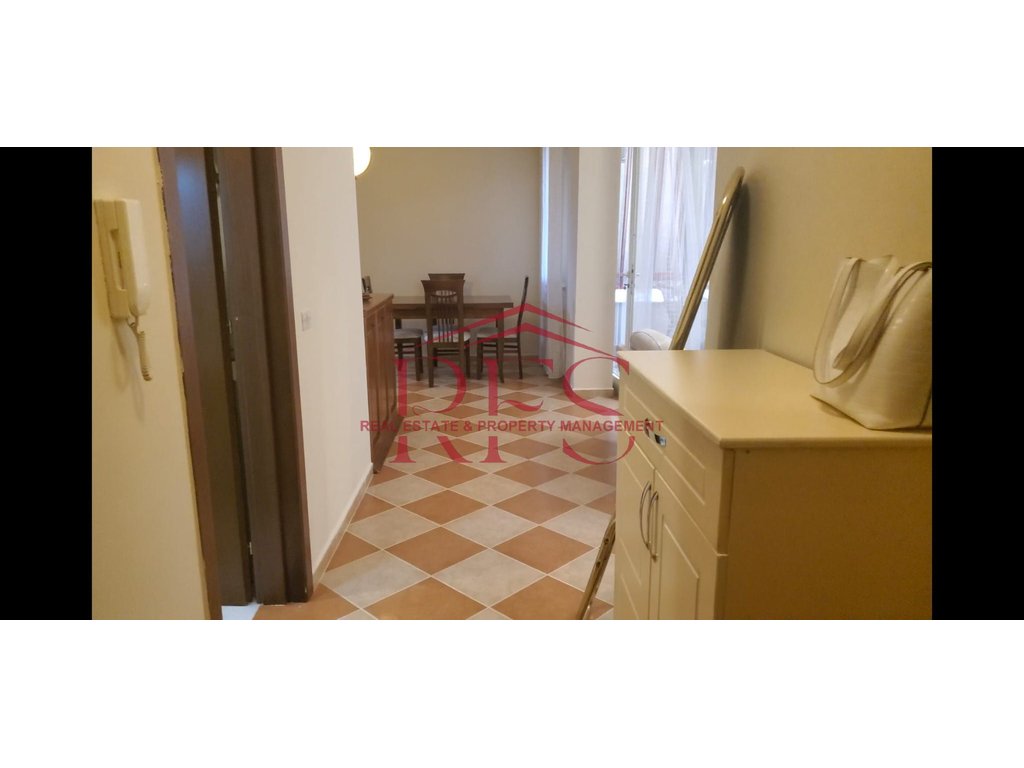 Gallery 01