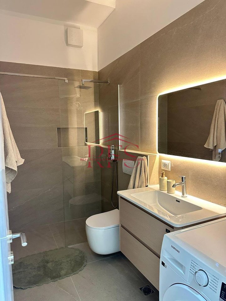 🏡 Jepet me qera apartament 1+1 tek Oxhaku, Bar Artisti