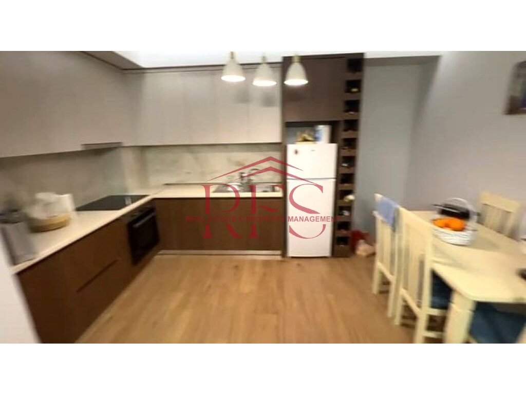 Gallery 01