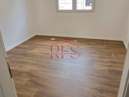 🏡 Vendesi in vendita Appartamento 1+1 in Via Ndre Mjeda nella Via di Kavaja