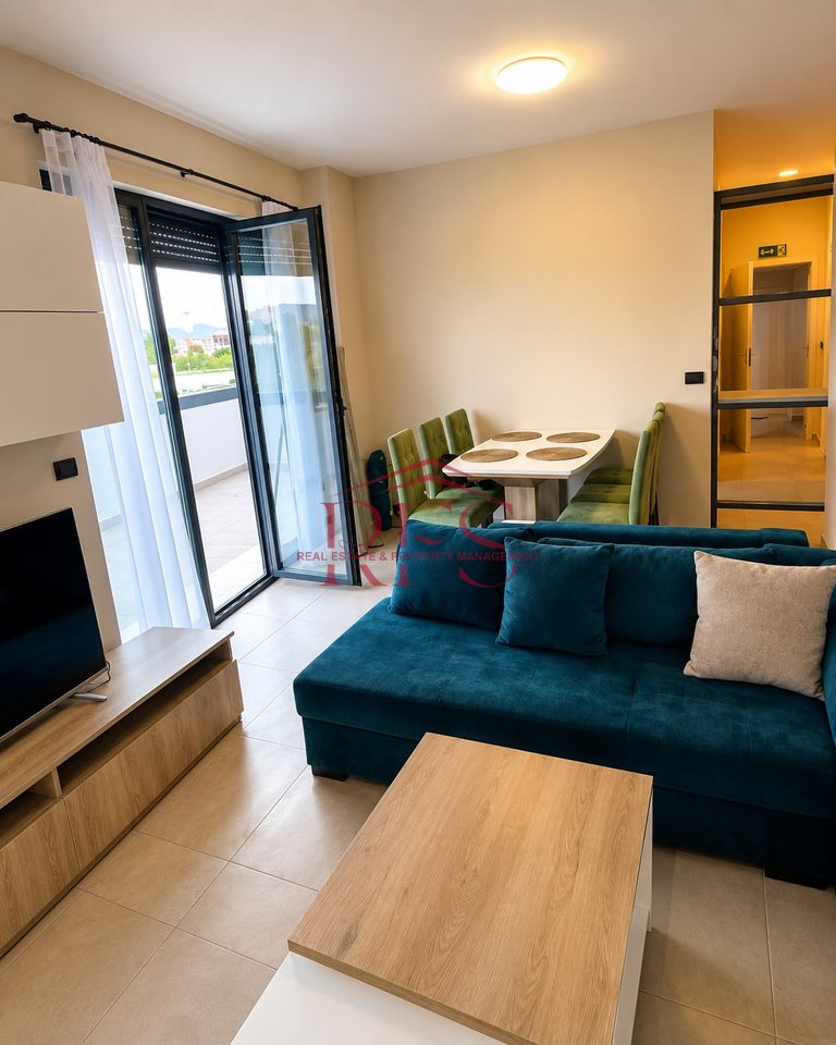 🏡 Jepet me Qera Apartament 1+1 📍 Prane Farmacia 10 \tek Spitali Amerikan 2