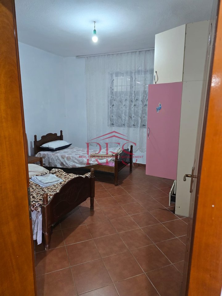 Jepet me qera apartament 2+1 te Jordan Misja