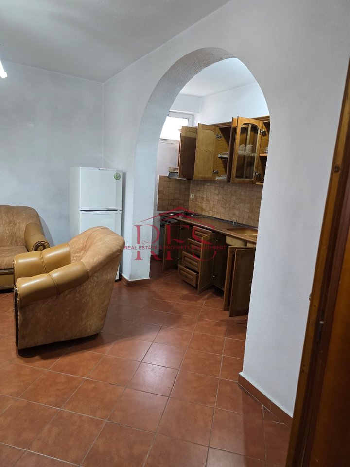Jepet me qera apartament 2+1 te Jordan Misja