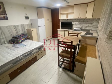 🏡 Studio apartment for rent in 5 Maji