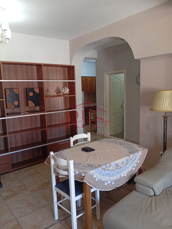 📍 Super Appartamento in Affitto 3+1+2 Vicino alla Procura di Tirana, Via Haxhi Hysen Dalliu