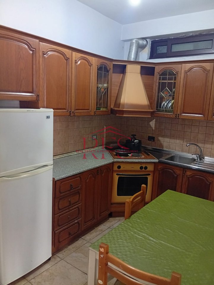 📍 Super Appartamento in Affitto 3+1+2 Vicino alla Procura di Tirana, Via Haxhi Hysen Dalliu