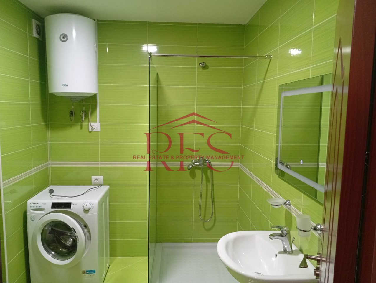 Jepet me qera apartament 2+1 me dy tualete – Astir