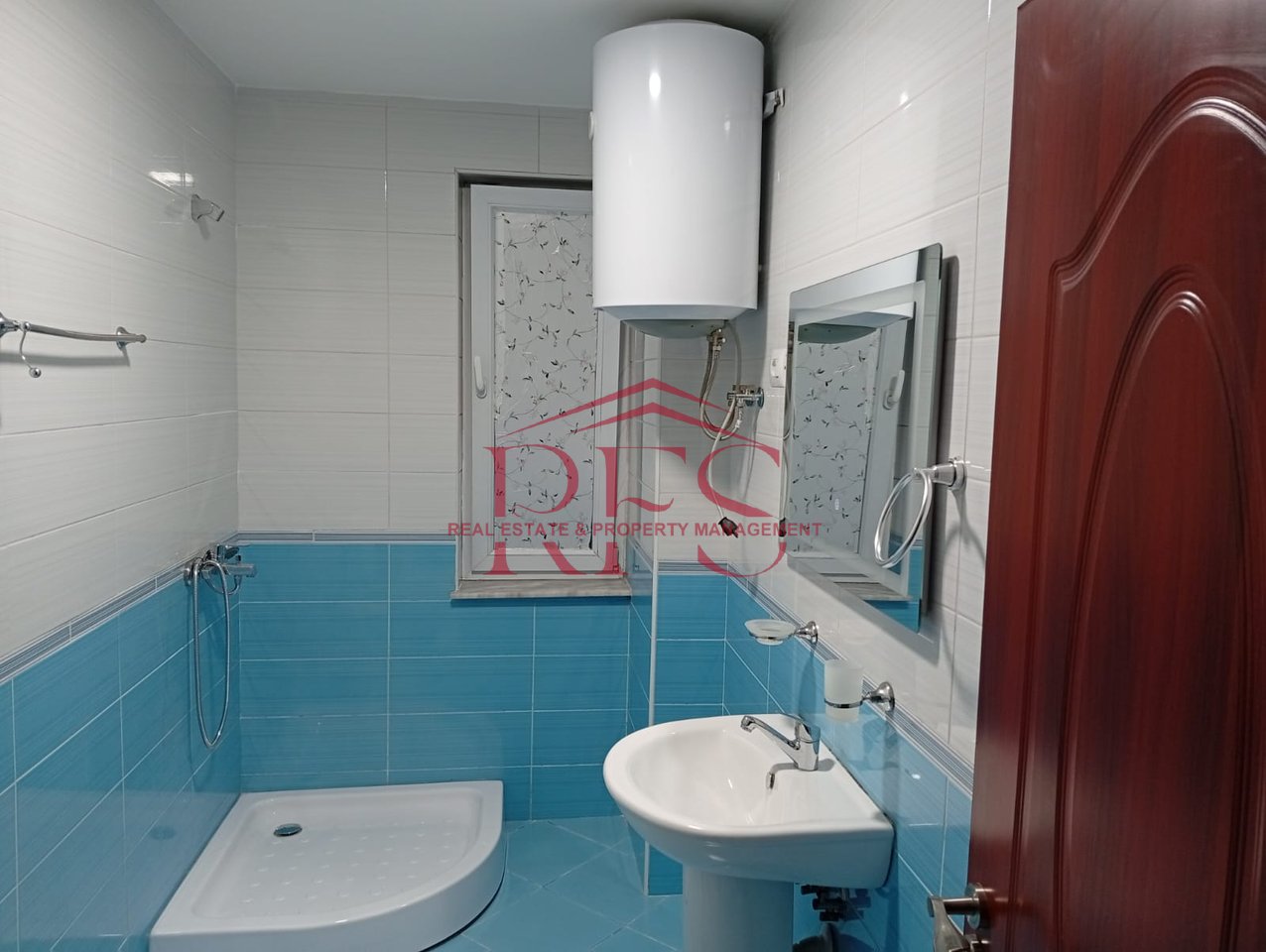 Jepet me qera apartament 2+1 me dy tualete – Astir