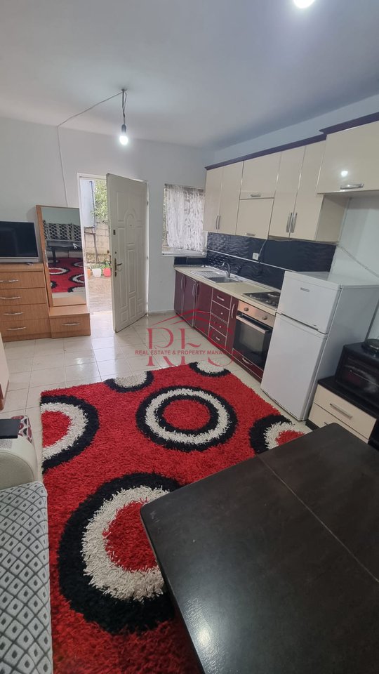 1+1 apartment for rent near the Construction Engineering faculty.