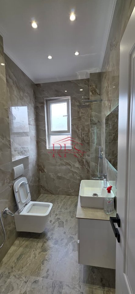 📍Shitet Apartament 2+1 buze Rruges Bardhyl,Tirane