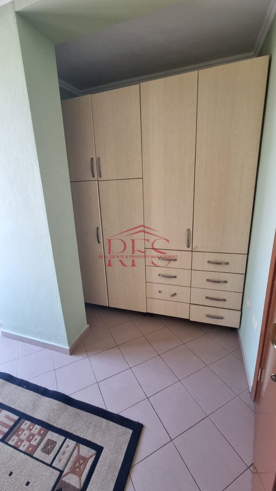 JEPET ME QERA 550 Euro ap 1+1 me ballkon për qera, Rruga e Durrësit