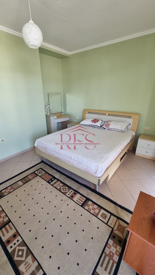 JEPET ME QERA 550 Euro ap 1+1 me ballkon për qera, Rruga e Durrësit