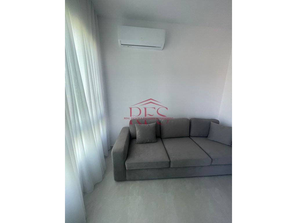 Gallery 01