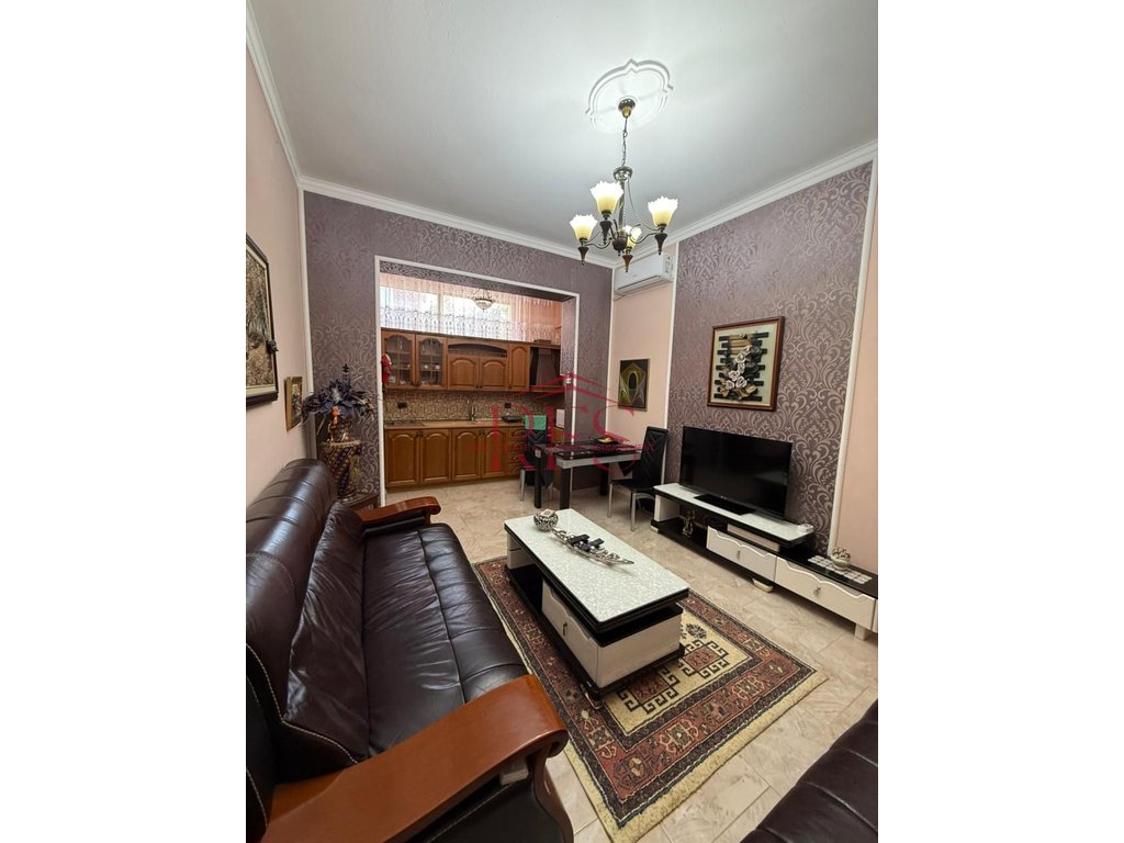 Gallery 01