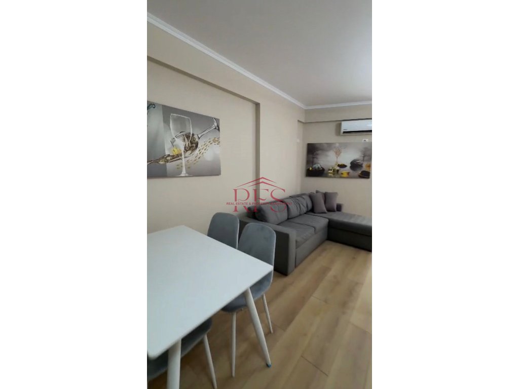 Gallery 01