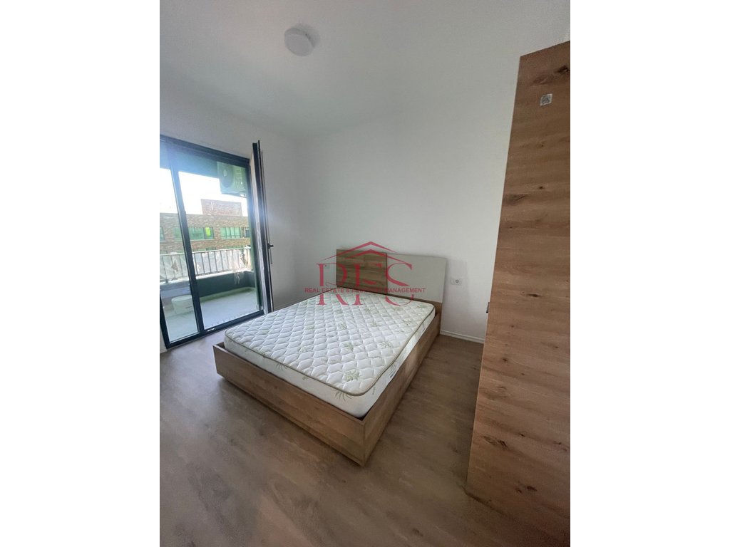 Gallery 01