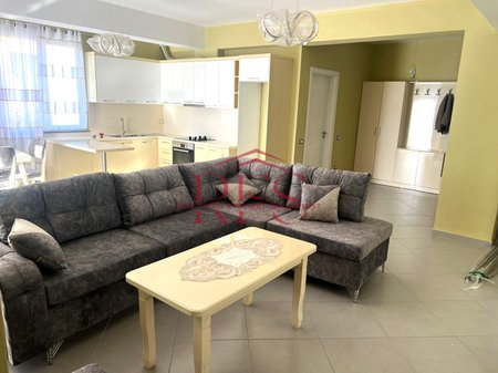 🏡 Apartment 2+1+2 for Rent 📍 German Villas, Elbasan Street (near the roundabout of the Faculty of Economics)