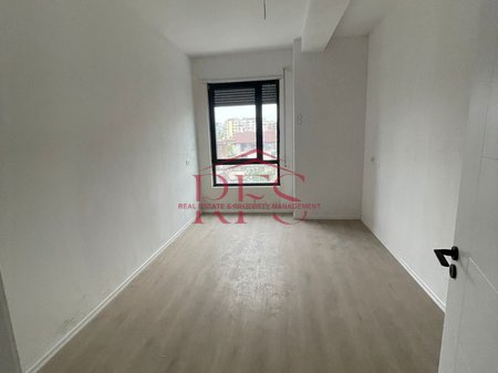 JEPET ME QERA APARTAMENT 2+1+2 NE FUND TE 5 MAJI
